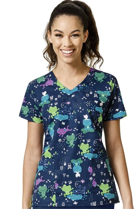 zoe and chloe scrub tops.